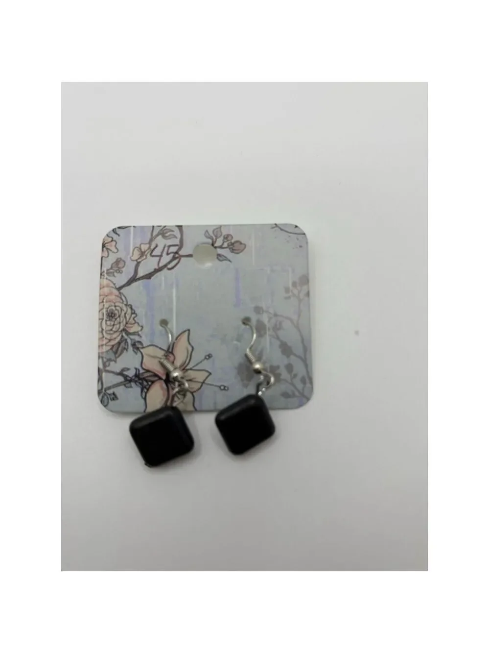 ✨5/$25✨Square Black Dangle Earrings NWOT